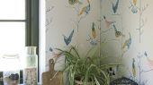 Флизелиновые обои для коридора с птицами из коллекции Japandi  от Scion выбрать  в большом ассортименте в салоне odesign